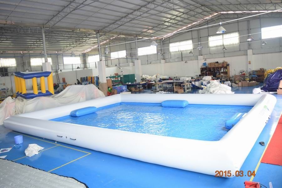 Outdoor Activity White Inflatable Water Pool With 0.9mm PVC Tarpaulin
